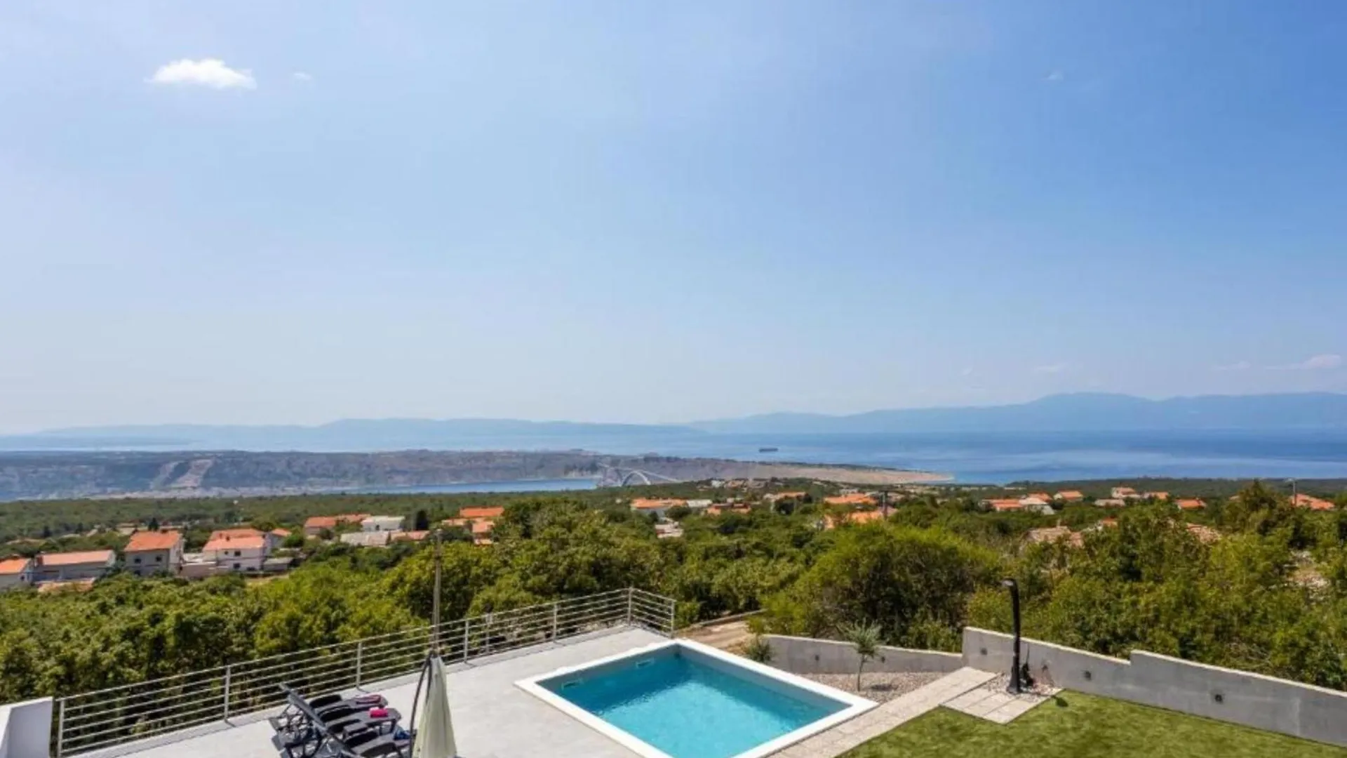 Villa Fran - Four Bedroom Villa With Private Pool Smrika Croatia